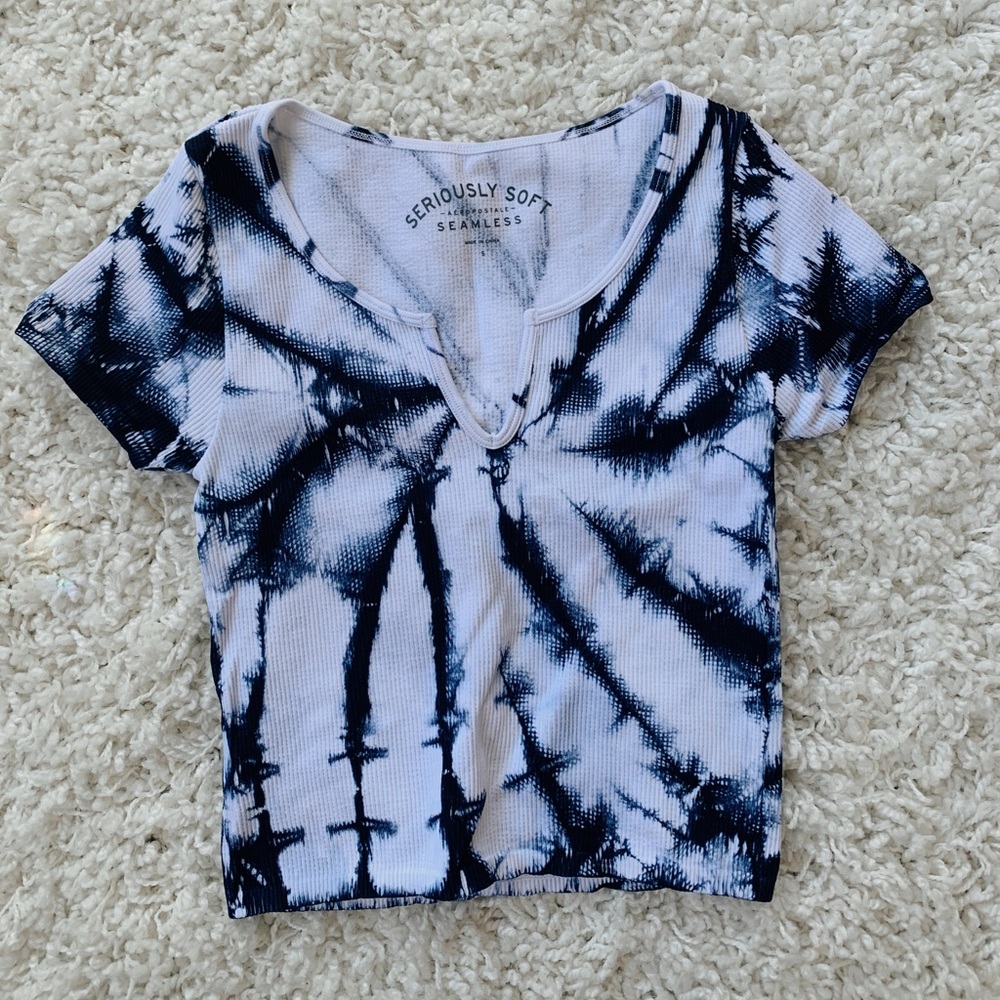 Aero Seamless Cropped Shirt